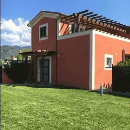 Il Casale Rosso Monolocale Cinque Terre-Toscana Caniparola di Fosdinovo Екстер'єр фото