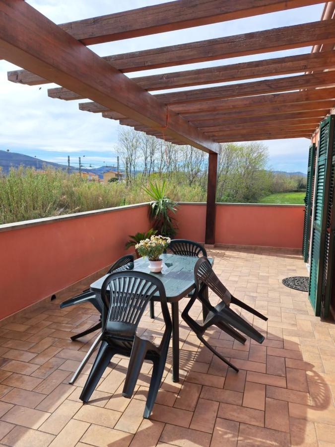 Il Casale Rosso Monolocale Cinque Terre-Toscana Caniparola di Fosdinovo Екстер'єр фото
