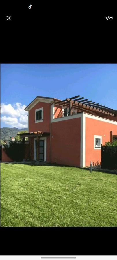 Il Casale Rosso Monolocale Cinque Terre-Toscana Caniparola di Fosdinovo Екстер'єр фото